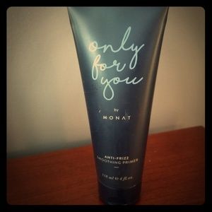 NWT MONAT Anti Friz Smooting Primer